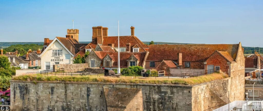 yarmouth castle from the water