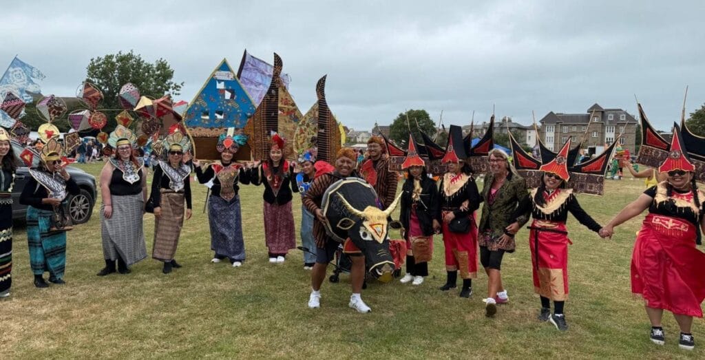 Indonesian _ Carnival Costume (3)